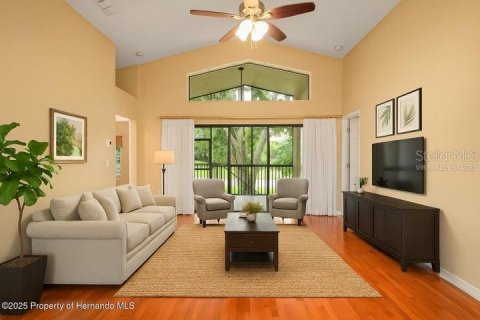 Casa en venta en Spring Hill, Florida, 3 dormitorios, 160.26 m2 № 1902470 - foto 13