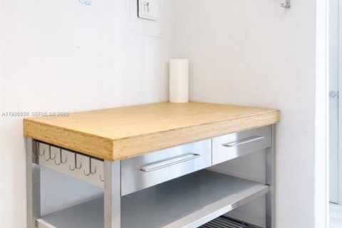 Condominio en venta en Aventura, Florida, 2 dormitorios, 97.92 m2 № 1994080 - foto 8