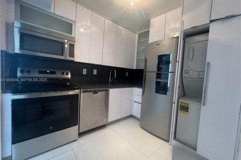 Condominio en venta en Aventura, Florida, 2 dormitorios, 97.92 m2 № 1994080 - foto 7