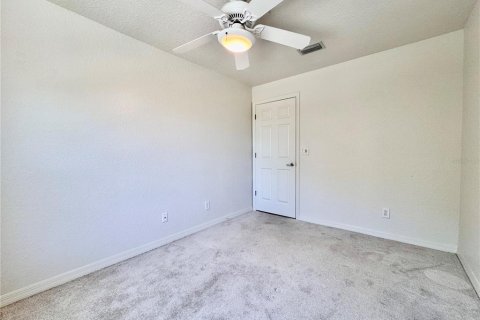 Condo in Bradenton, Florida, 2 bedrooms  № 1666706 - photo 18