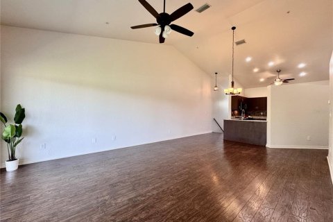 Condo in Bradenton, Florida, 2 bedrooms  № 1666706 - photo 9