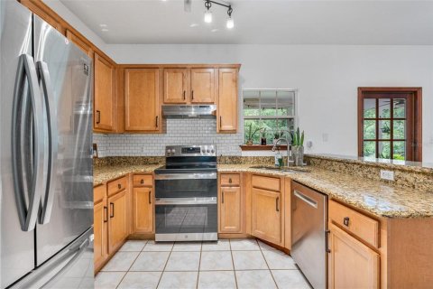 House in Apopka, Florida 3 bedrooms, 223.34 sq.m. № 1808431 - photo 9