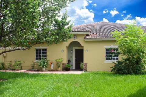 Villa ou maison à vendre à Homestead, Floride: 3 chambres, 128.21 m2 № 1986604 - photo 1