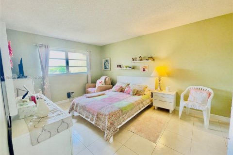 Copropriété à louer à Tamarac, Floride: 1 chambre, 61.32 m2 № 2002410 - photo 15