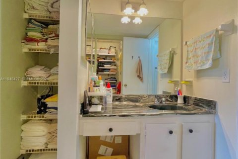 Copropriété à louer à Tamarac, Floride: 1 chambre, 61.32 m2 № 2002410 - photo 20