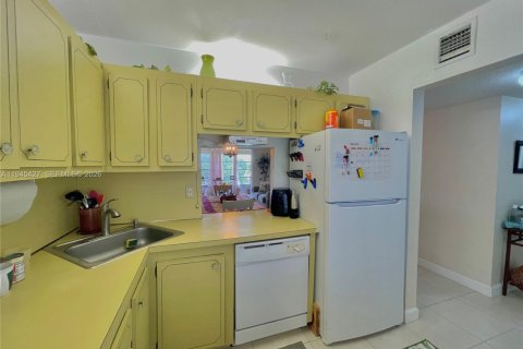 Copropriété à louer à Tamarac, Floride: 1 chambre, 61.32 m2 № 2002410 - photo 4