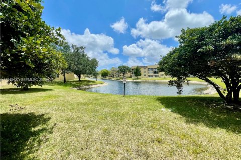 Copropriété à louer à Tamarac, Floride: 1 chambre, 61.32 m2 № 2002410 - photo 29
