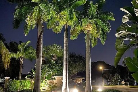 Condo in Bradenton, Florida, 1 bedroom  № 2237011 - photo 26