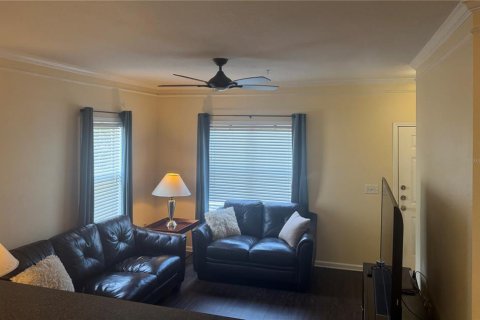 Condo in Bradenton, Florida, 1 bedroom  № 2237011 - photo 9