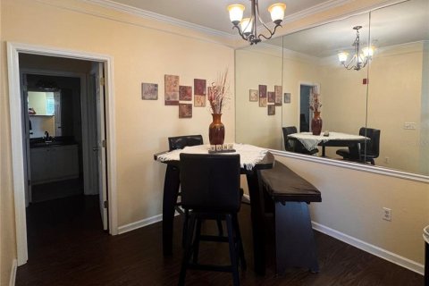 Condo in Bradenton, Florida, 1 bedroom  № 2237011 - photo 8
