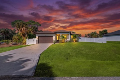 Villa ou maison à louer à Venice, Floride: 3 chambres, 140.93 m2 № 2421820 - photo 2