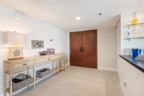 Condo in Tequesta, Florida, 2 bedrooms  № 1132428 - photo 6