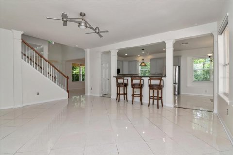 House in Tampa, Florida 5 bedrooms, 307.13 sq.m. № 1815648 - photo 13