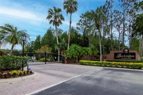 House in Tampa, Florida 5 bedrooms, 307.13 sq.m. № 1815648 - photo 28
