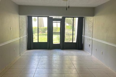 Copropriété à louer à Orlando, Floride: 2 chambres, 76.92 m2 № 2106995 - photo 14