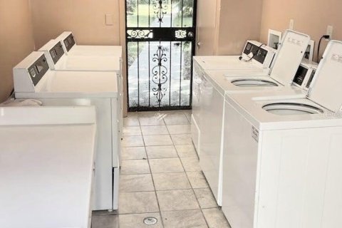 Copropriété à louer à Orlando, Floride: 2 chambres, 76.92 m2 № 2106995 - photo 19