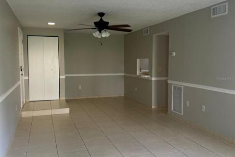 Copropriété à louer à Orlando, Floride: 2 chambres, 76.92 m2 № 2106995 - photo 9