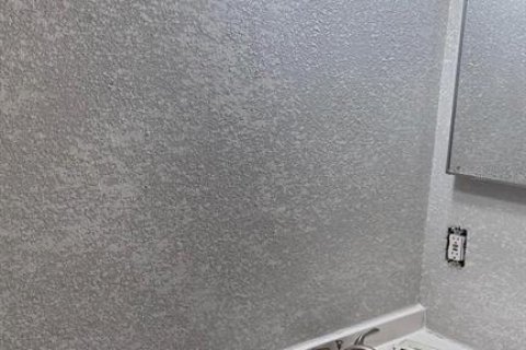 Copropriété à louer à Orlando, Floride: 2 chambres, 76.92 m2 № 2106995 - photo 6