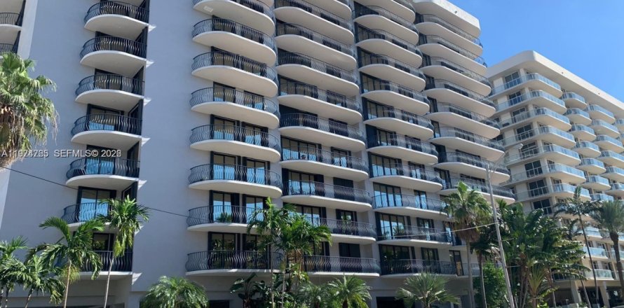 Condo à Surfside, Floride, 1 chambre № 2036093