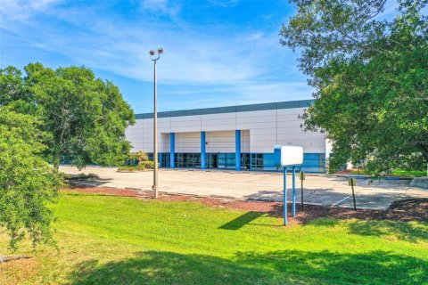 Commercial property in Rockledge, Florida 2554.16 sq.m. № 2213792