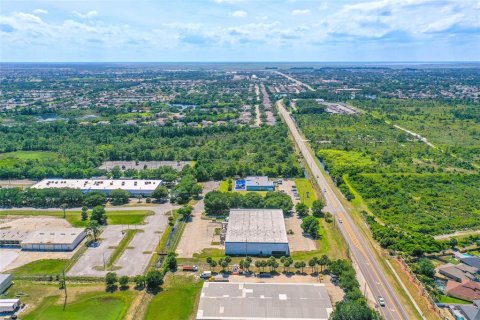 Commercial property in Rockledge, Florida 2554.16 sq.m. № 2213792 - photo 10