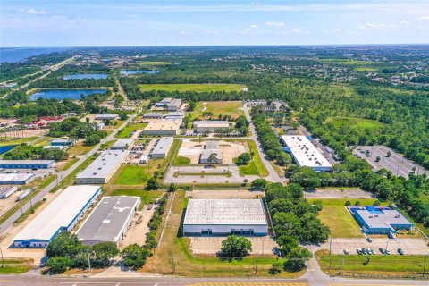 Commercial property in Rockledge, Florida 2554.16 sq.m. № 2213792 - photo 4