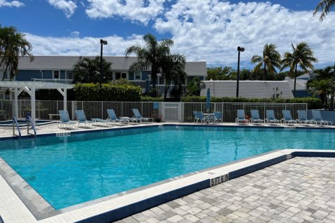 Villa ou maison à louer à Jupiter, Floride: 3 chambres, 147.99 m2 № 913758 - photo 1