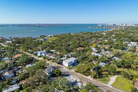 House in Sarasota, Florida 2 bedrooms, 91.04 sq.m. № 1524096 - photo 5