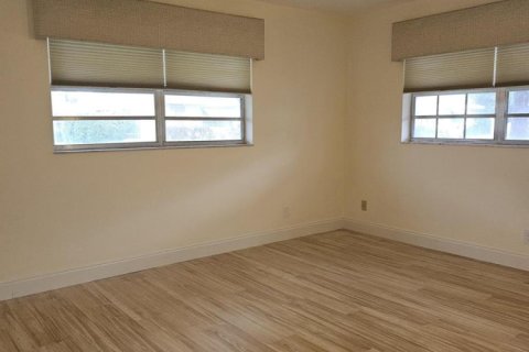 Купить кондоминиум в Сент-Луси, Флорида 4 комнаты, 118.91м2, № 2084143 - фото 10