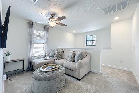 House in Winter Garden, Florida 3 bedrooms, 203.08 sq.m. № 1870226 - photo 15