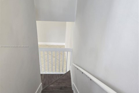 Copropriété à louer à Homestead, Floride: 4 chambres, 132.2 m2 № 1922088 - photo 7