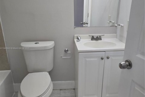 Copropriété à louer à Homestead, Floride: 4 chambres, 132.2 m2 № 1922088 - photo 4