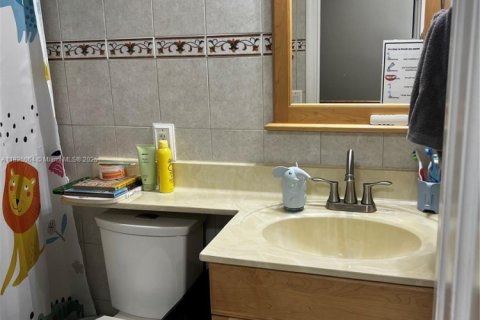 Copropriété à vendre à Hialeah, Floride: 3 chambres, 122.35 m2 № 1792396 - photo 24