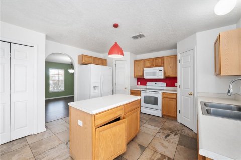 Casa en venta en Ocala, Florida, 3 dormitorios, 206.06 m2 № 2142912 - foto 11