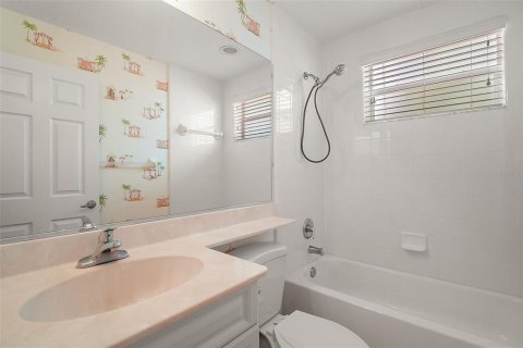 Condominio en venta en Oxford, Florida, 2 dormitorios, 130.25 m2 № 1834995 - foto 22