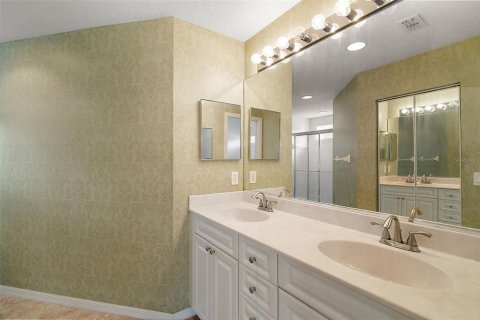 Condominio en venta en Oxford, Florida, 2 dormitorios, 130.25 m2 № 1834995 - foto 18