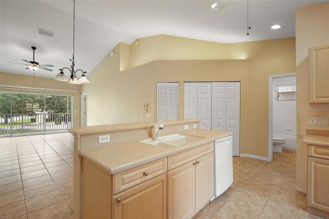 Condominio en venta en Oxford, Florida, 2 dormitorios, 130.25 m2 № 1834995 - foto 10
