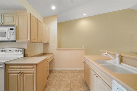 Condominio en venta en Oxford, Florida, 2 dormitorios, 130.25 m2 № 1834995 - foto 12
