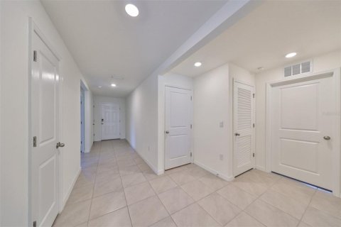 Villa ou maison à louer à Wimauma, Floride: 4 chambres, 171.5 m2 № 2230079 - photo 23