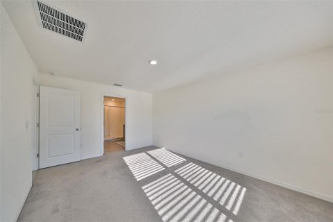 Villa ou maison à louer à Wimauma, Floride: 4 chambres, 171.5 m2 № 2230079 - photo 18