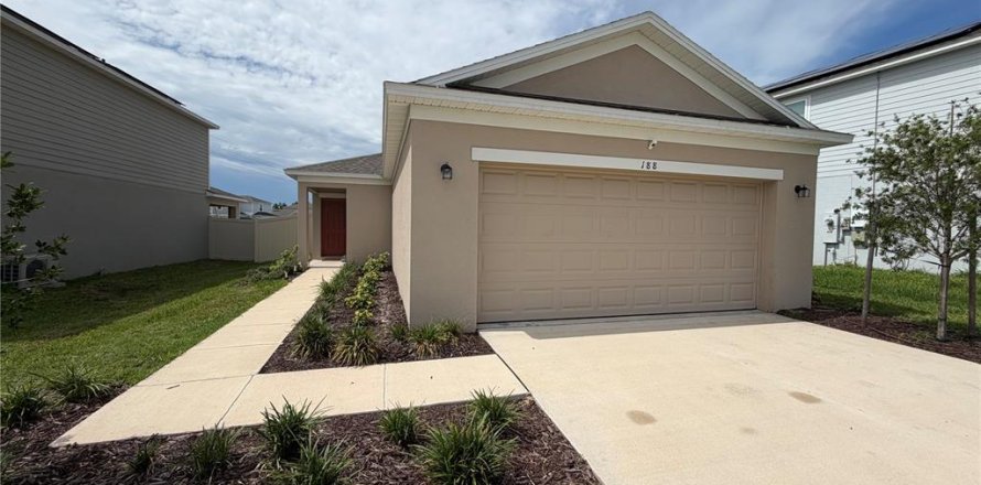 Casa en Haines City, Florida 3 dormitorios, 135.17 m2 № 2295263