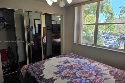 Condominio en alquiler en Lauderhill, Florida, 2 dormitorios, 98.48 m2 № 2027015 - foto 18