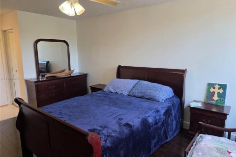 Condominio en alquiler en Lauderhill, Florida, 2 dormitorios, 98.48 m2 № 2027015 - foto 12