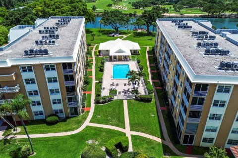 Condo in North Palm Beach, Florida, 2 bedrooms  № 2173096 - photo 26