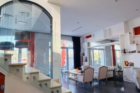 Adosado en alquiler en Aventura, Florida, 4 dormitorios, 297.29 m2 № 2039170 - foto 7