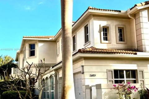 Touwnhouse à Aventura, Floride 4 chambres, 297.29 m2 № 2039170