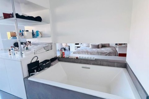 Adosado en alquiler en Aventura, Florida, 4 dormitorios, 297.29 m2 № 2039170 - foto 29