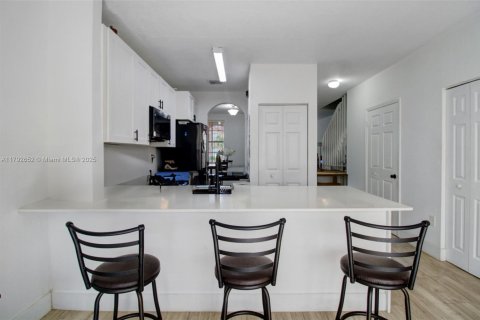 House in Homestead, Florida 3 bedrooms, 108.6 sq.m. № 1700646 - photo 8