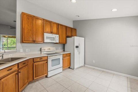 Condo in Orlando, Florida, 3 bedrooms № 2100901 - photo 14
