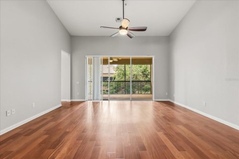 Condo in Orlando, Florida, 3 bedrooms № 2100901 - photo 19